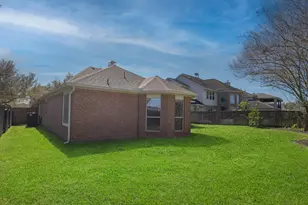 2307 Upland Park Dr, Sugar Land, TX 77479 - Photo 32