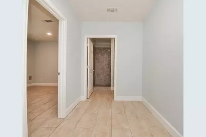 9503 Eaglewood Spring Drive, Houston, TX 77083 - Photo 14
