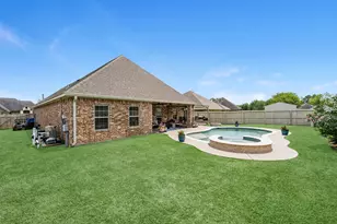 305 Poppy St, Lake Jackson, TX 77566 - Photo 20