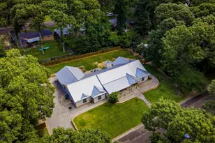 302 Post Oak St, Livingston, TX 77351 - Photo 40