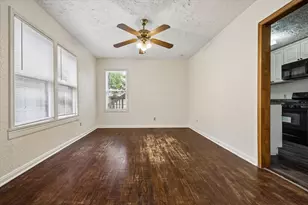 2308 McClendon St, Houston, TX 77030 - Photo 4