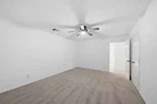 2243 Green Meadows Dr, Sealy, TX 77474 - Photo 28