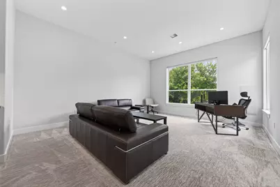14002 Woodthorpe Lane, Houston, TX 77079 - Photo 26