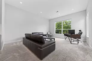 14002 Woodthorpe Ln, Houston, TX 77079 - Photo 26