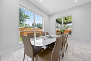 14002 Woodthorpe Ln, Houston, TX 77079 - Photo 16