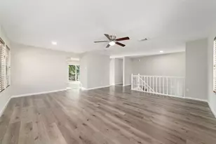 8426 Laurel Trails Dr, Houston, TX 77095 - Photo 10