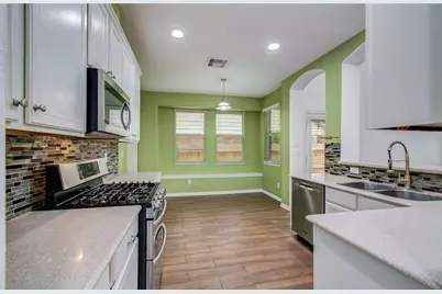 2307 Canyon Springs Drive, Pearland, TX 77584 - Photo 16