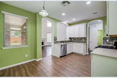 2307 Canyon Springs Drive, Pearland, TX 77584 - Photo 14