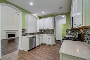 2307 Canyon Springs Dr, Pearland, TX 77584 - Photo 18