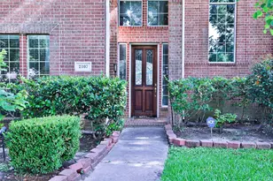 2107 N Shadow Grove Ln, Richmond, TX 77406 - Photo 4