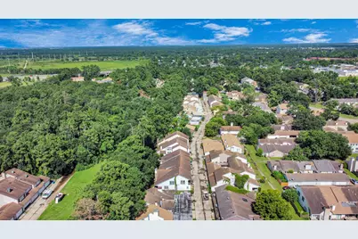 5747 Easthampton Drive #D, Houston, TX 77039 - Photo 6