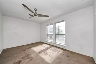 5747 Easthampton Dr, Houston, TX 77039 - Photo 30