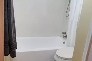 2727 Briarhurst Dr, Houston, TX 77057 - Photo 18