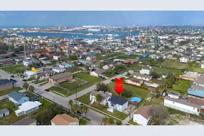 2210 67th Street, Galveston, TX 77551 - Photo 46