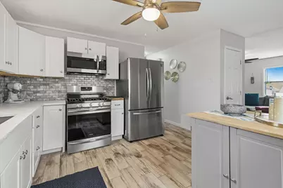2210 67th Street, Galveston, TX 77551 - Photo 10