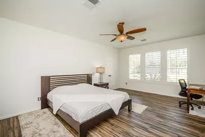 14 Guinevere Place, Conroe, TX 77384 - Photo 16