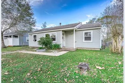 745 Kyle Street, Angleton, TX 77515 - Photo 22