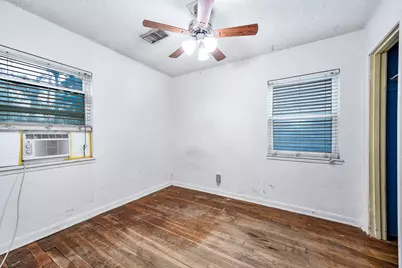 745 Kyle Street, Angleton, TX 77515 - Photo 14