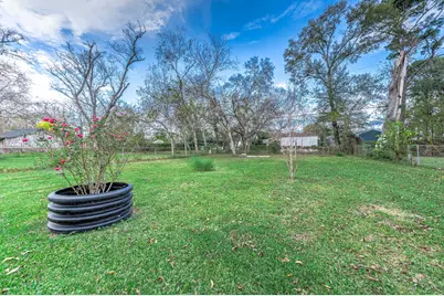 745 Kyle Street, Angleton, TX 77515 - Photo 20