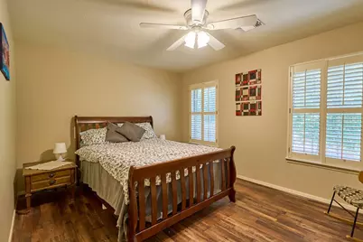 2610 Lakeside Village Drive, Missouri City, TX 77459 - Photo 18