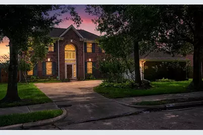 2610 Lakeside Village Drive, Missouri City, TX 77459 - Photo 2