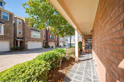 3426 Skyline Village Drive, Houston, TX 77057 - Photo 4