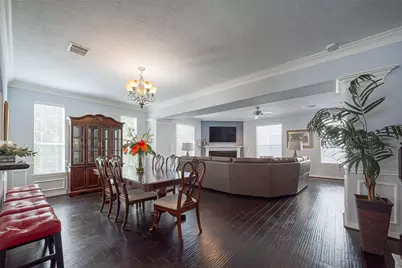 3426 Skyline Village Drive, Houston, TX 77057 - Photo 18