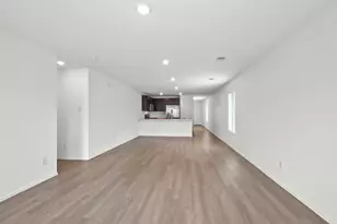 8807 Bar Hbr Dr, Baytown, TX 77521 - Photo 8