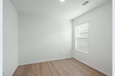 8807 Bar Harbor Drive, Baytown, TX 77521 - Photo 18