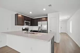 8807 Bar Hbr Dr, Baytown, TX 77521 - Photo 2