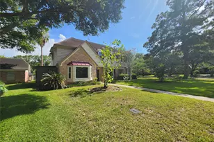 20115 Dering Ct, Katy, TX 77450 - Photo 2