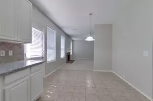 18810 Woodbreeze Dr, Humble, TX 77346 - Photo 4