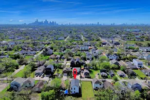 819 E 40th St, Houston, TX 77022 - Photo 42