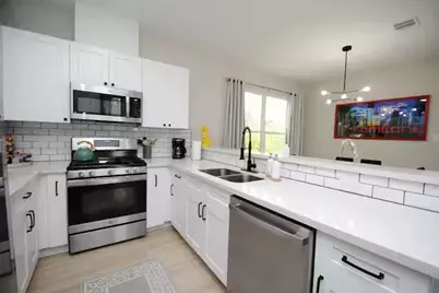 819 E 40th Street, Houston, TX 77022 - Photo 36