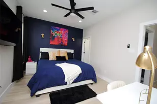 819 E 40th St, Houston, TX 77022 - Photo 38