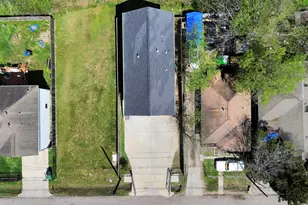 819 E 40th St, Houston, TX 77022 - Photo 40