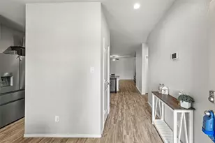 11518 Castle Nugent Ct, Conroe, TX 77304 - Photo 6