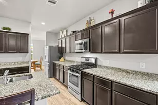 11518 Castle Nugent Ct, Conroe, TX 77304 - Photo 8