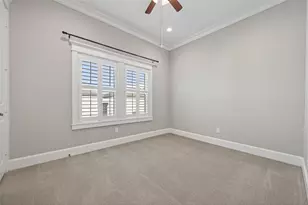 823 W 21st St, Houston, TX 77008 - Photo 18