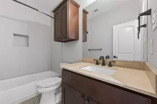 823 W 21st St, Houston, TX 77008 - Photo 36