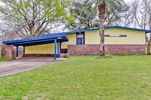 4600 Lakeshore Dr, Port Arthur, TX 77642 - Photo 1