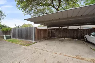 11805 Southlake Dr, Houston, TX 77077 - Photo 18