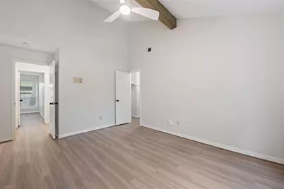 11805 Southlake Drive, Houston, TX 77077 - Photo 14