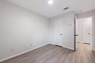 11805 Southlake Dr, Houston, TX 77077 - Photo 10