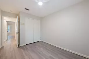 11805 Southlake Dr, Houston, TX 77077 - Photo 12