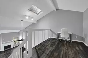 12111 Lemon Ridge Ln, Houston, TX 77035 - Photo 12