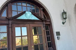 621 21st St, Galveston, TX 77550 - Photo 2