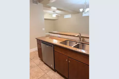 621 21st Street #100, Galveston, TX 77550 - Photo 4