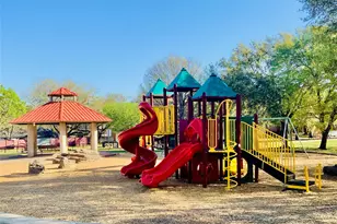 4311 McDermed Dr, Houston, TX 77035 - Photo 26