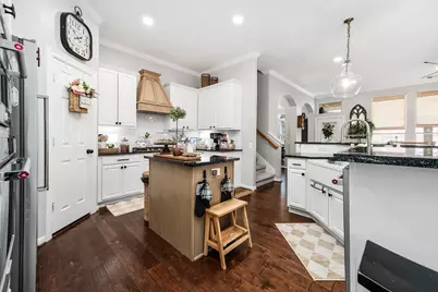 38 E Royal Mews, Conroe, TX 77384 - Photo 12